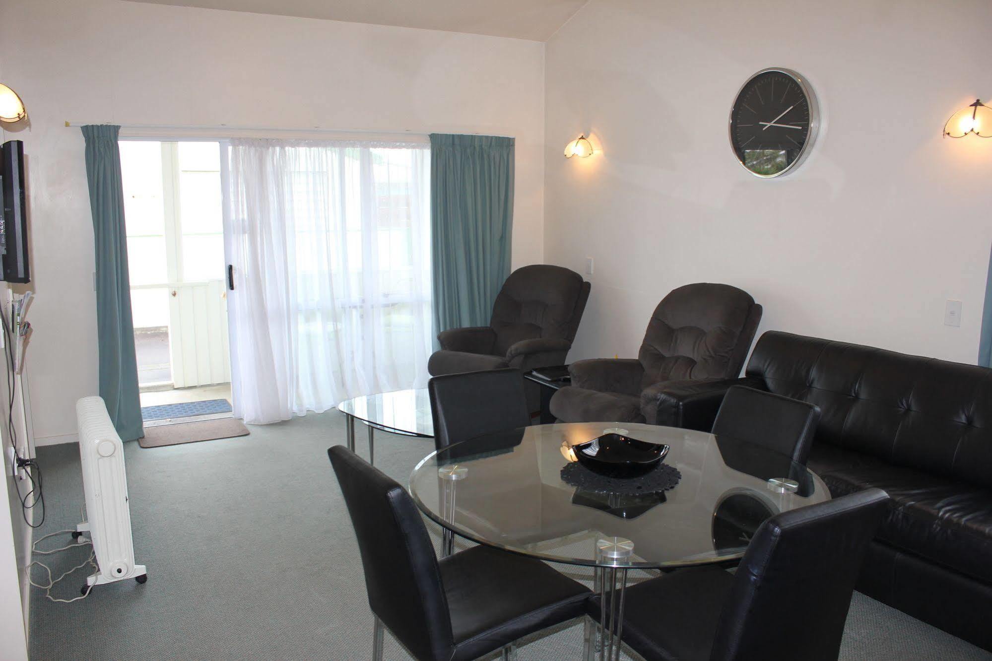 Acorn Estate Motel Masterton Dış mekan fotoğraf