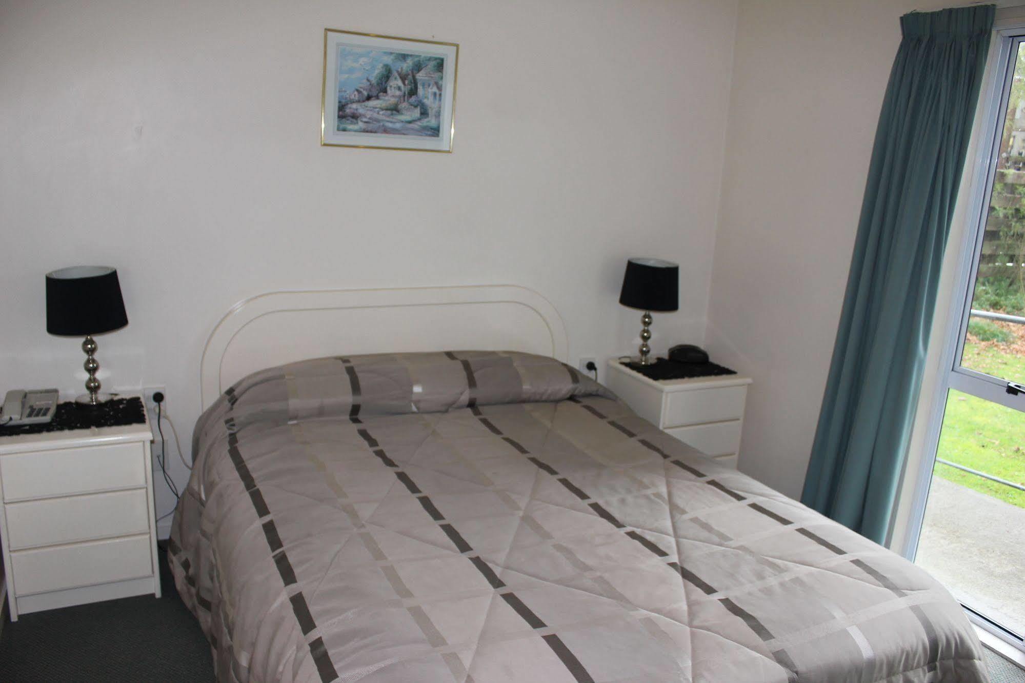 Acorn Estate Motel Masterton Dış mekan fotoğraf