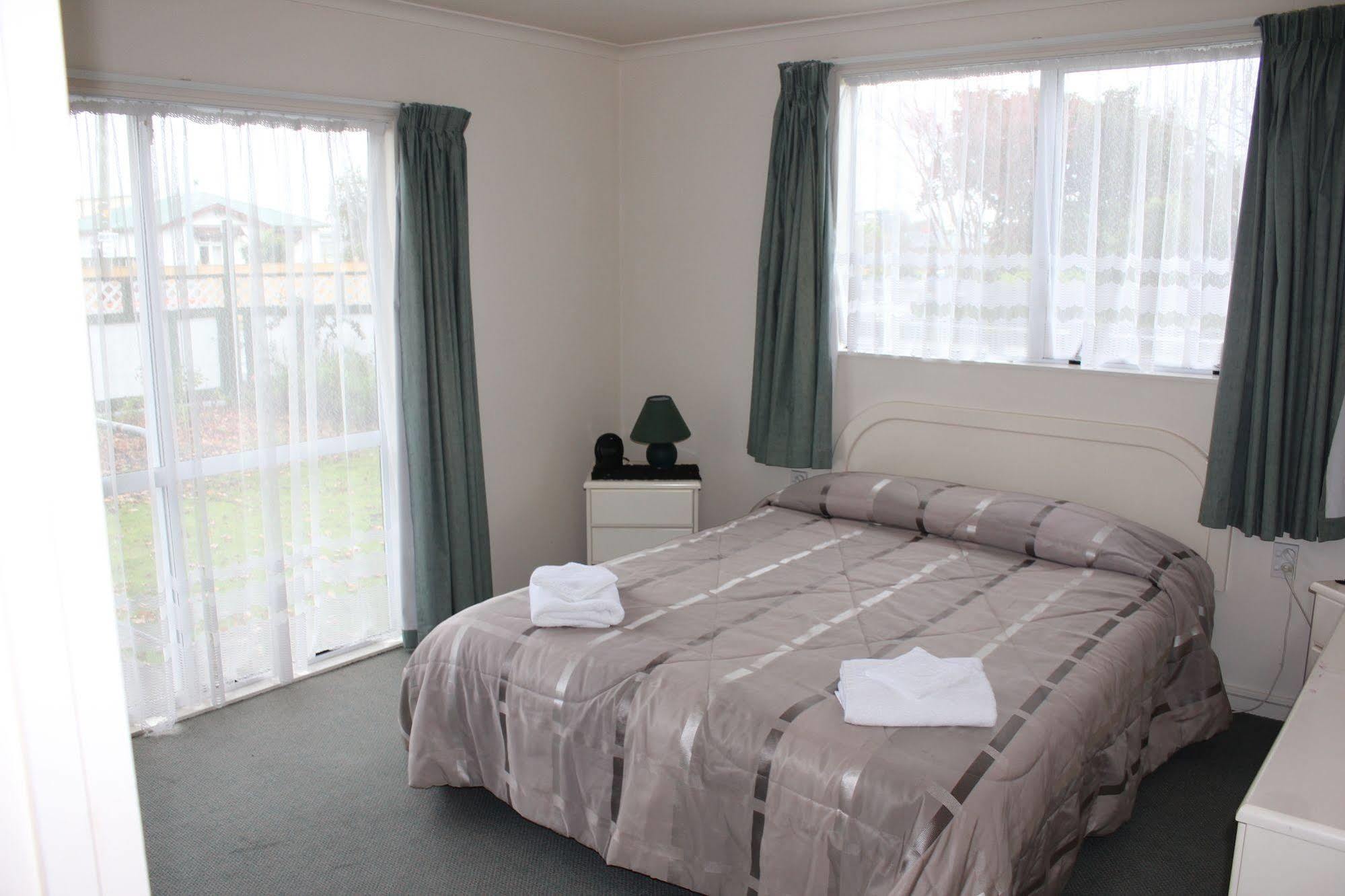Acorn Estate Motel Masterton Dış mekan fotoğraf