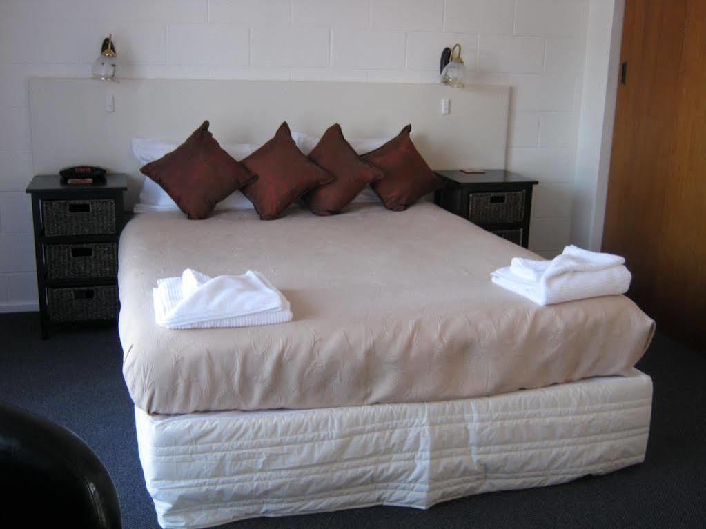 Acorn Estate Motel Masterton Dış mekan fotoğraf