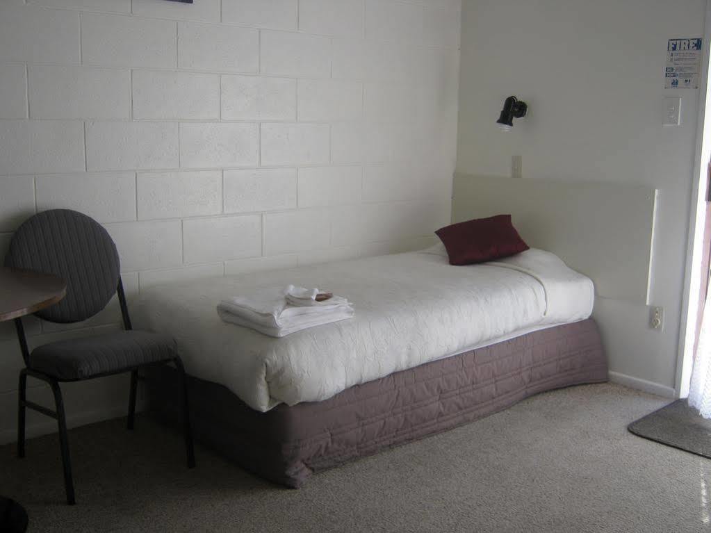 Acorn Estate Motel Masterton Dış mekan fotoğraf