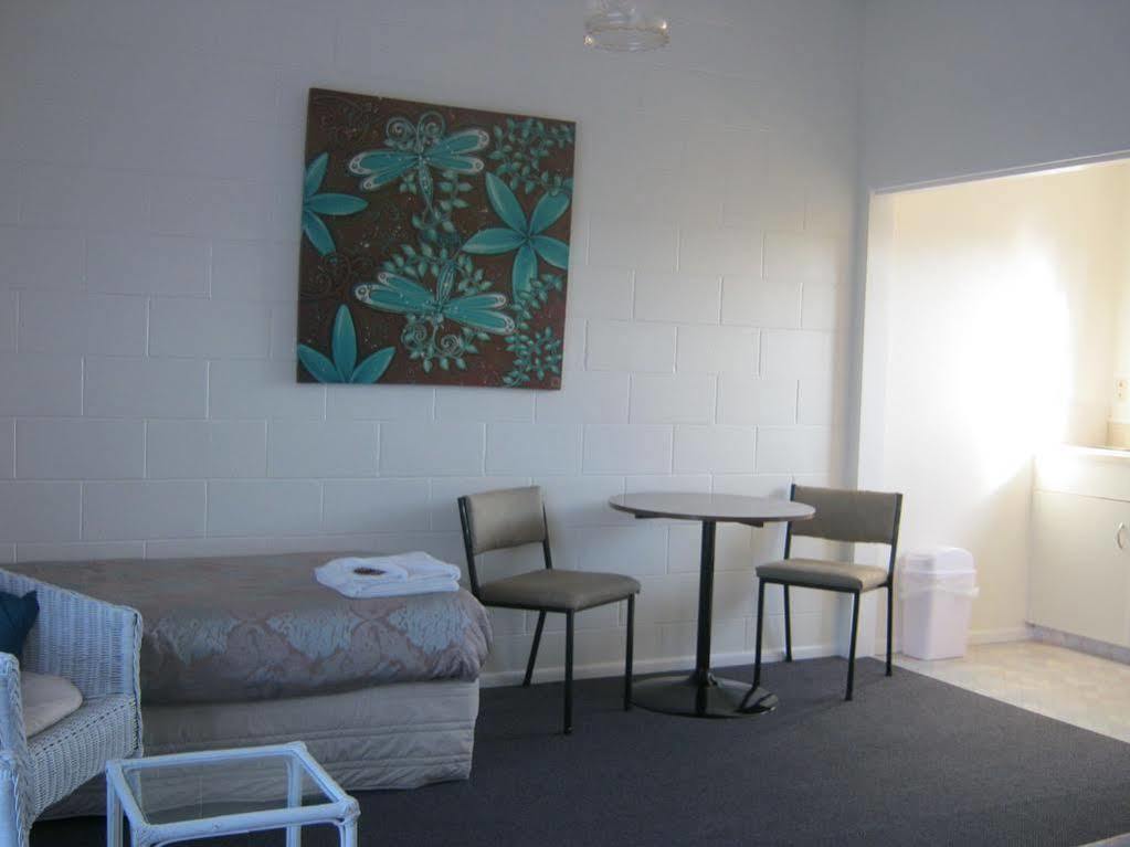 Acorn Estate Motel Masterton Dış mekan fotoğraf