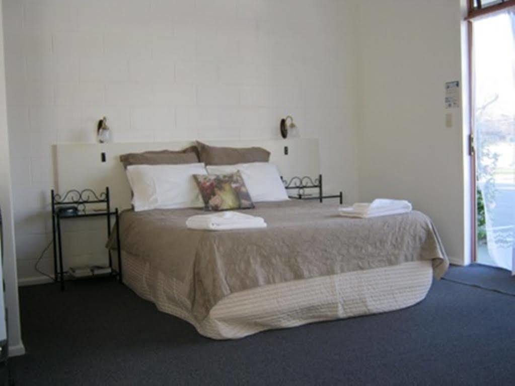 Acorn Estate Motel Masterton Dış mekan fotoğraf